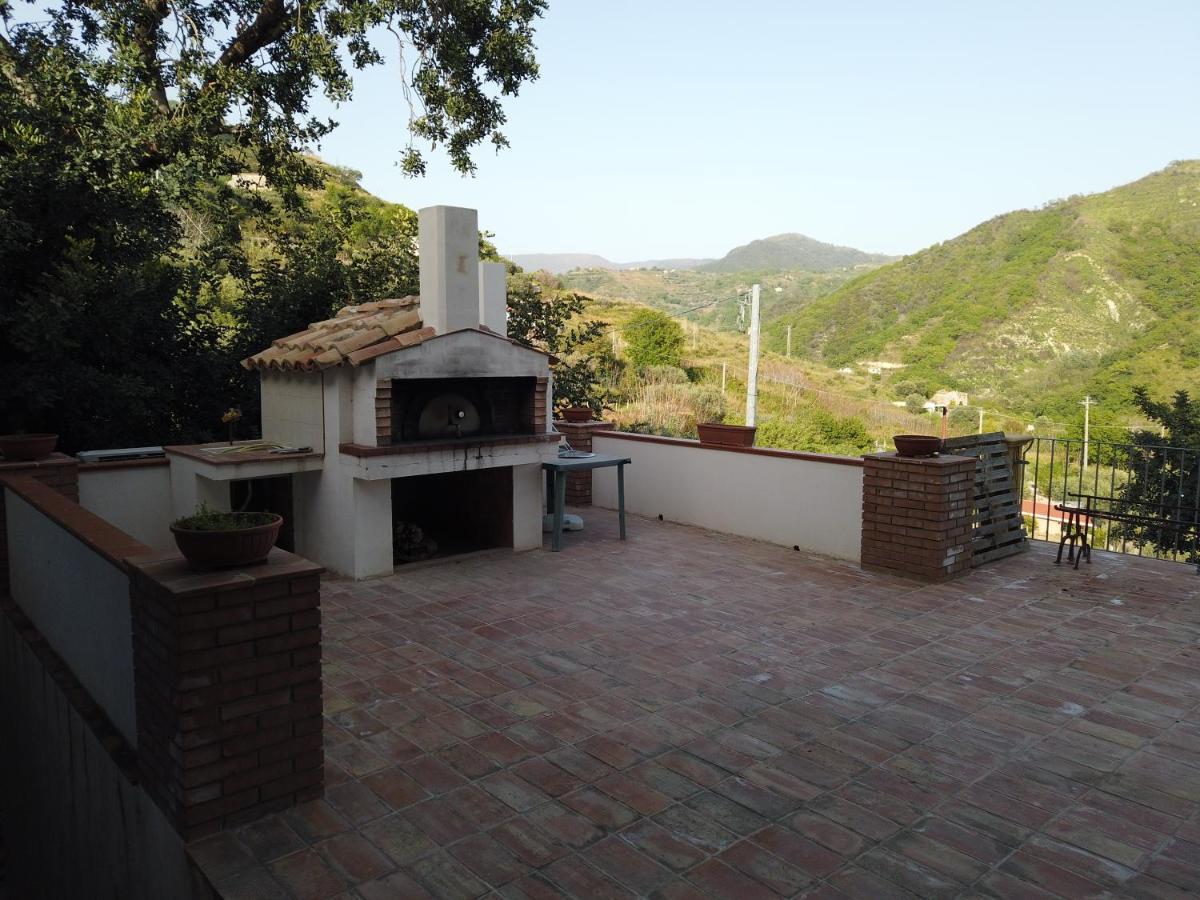 Villa Il Mandorlo Amantea Exterior foto